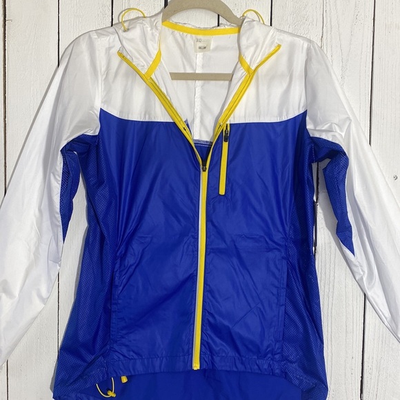 Xersion Jacket - Picture 2 of 9